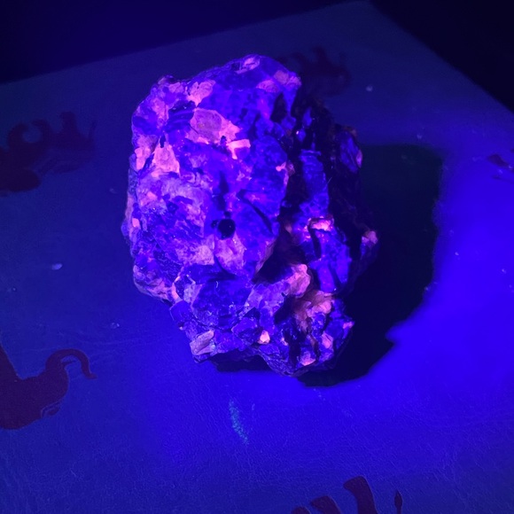 Yooperlite - Picture 7 of 11